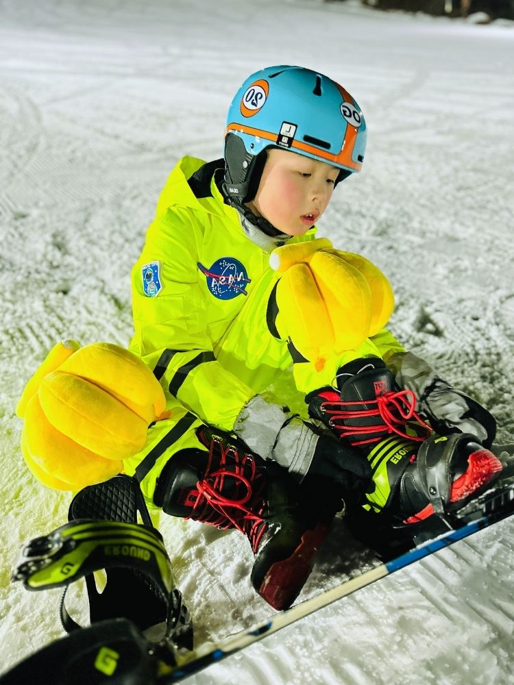 XwXwSeui Kids Insulated NASA Space Ski Jumpsuit