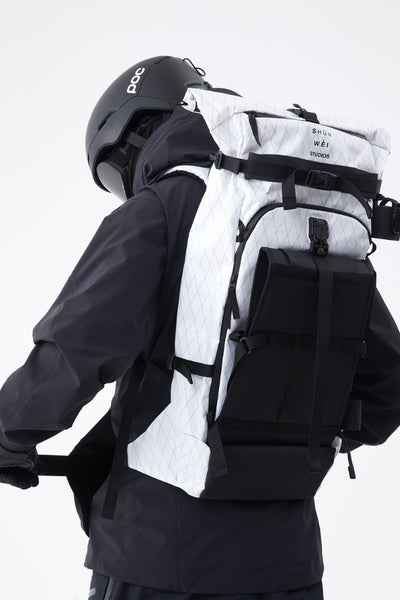 XwXwSeui Men Women Mountain Waterproof Snow Backpack